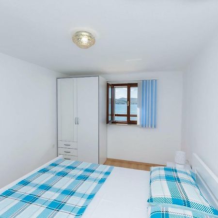 Apartment Island Dream Krapanj Exterior foto
