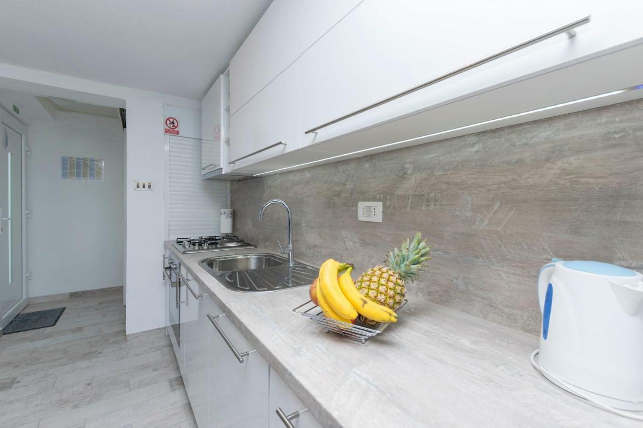 Apartment Island Dream Krapanj Exterior foto