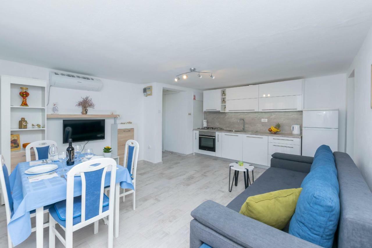 Apartment Island Dream Krapanj Exterior foto