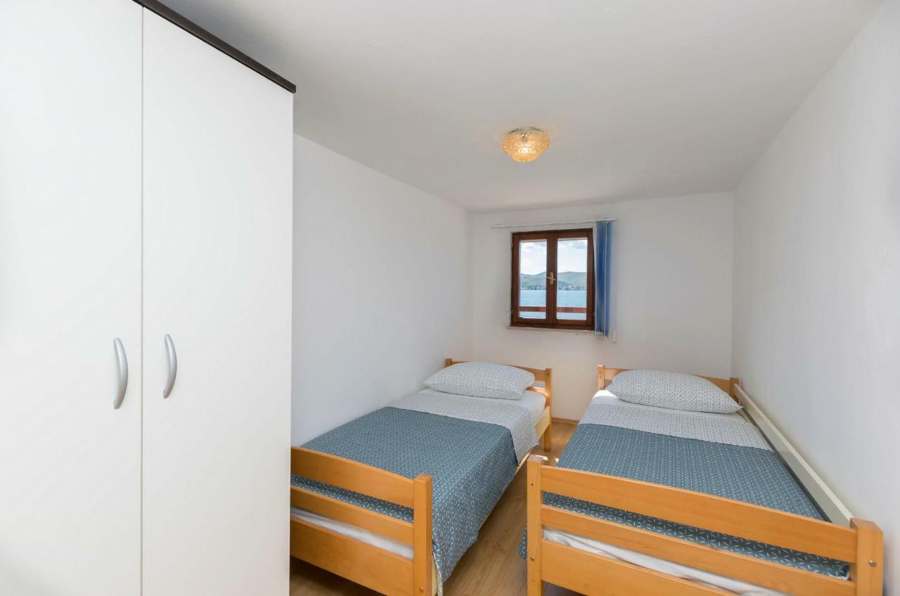 Apartment Island Dream Krapanj Exterior foto